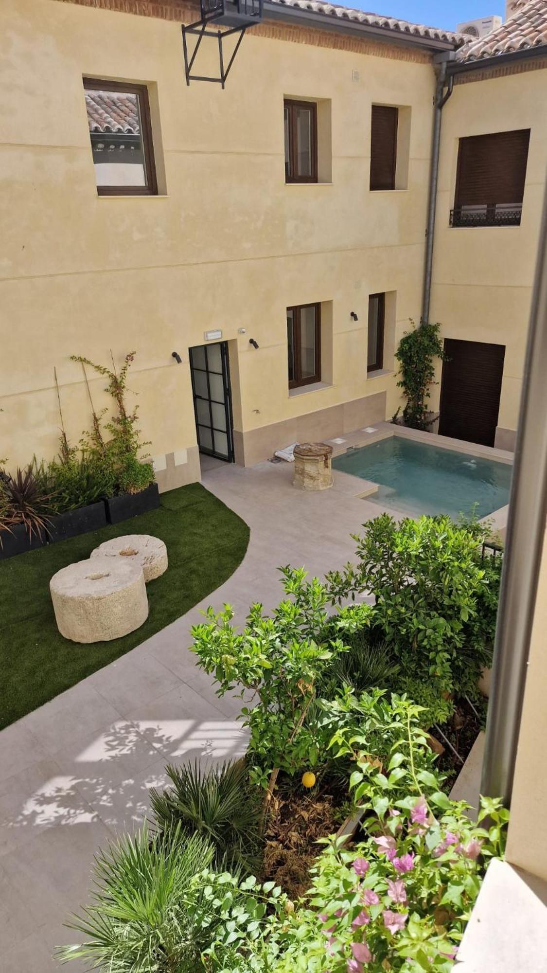 Apartamento En Toledo Bagu Apartment Exterior photo