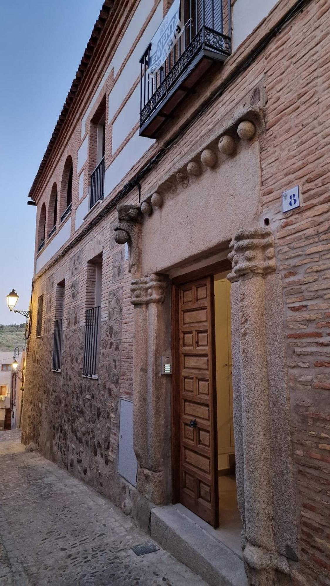 Apartamento En Toledo Bagu Apartment Exterior photo