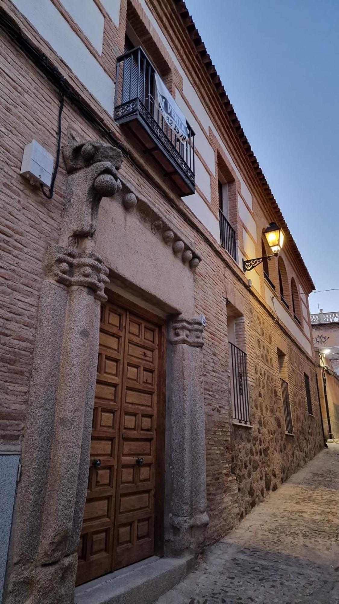 Apartamento En Toledo Bagu Apartment Exterior photo