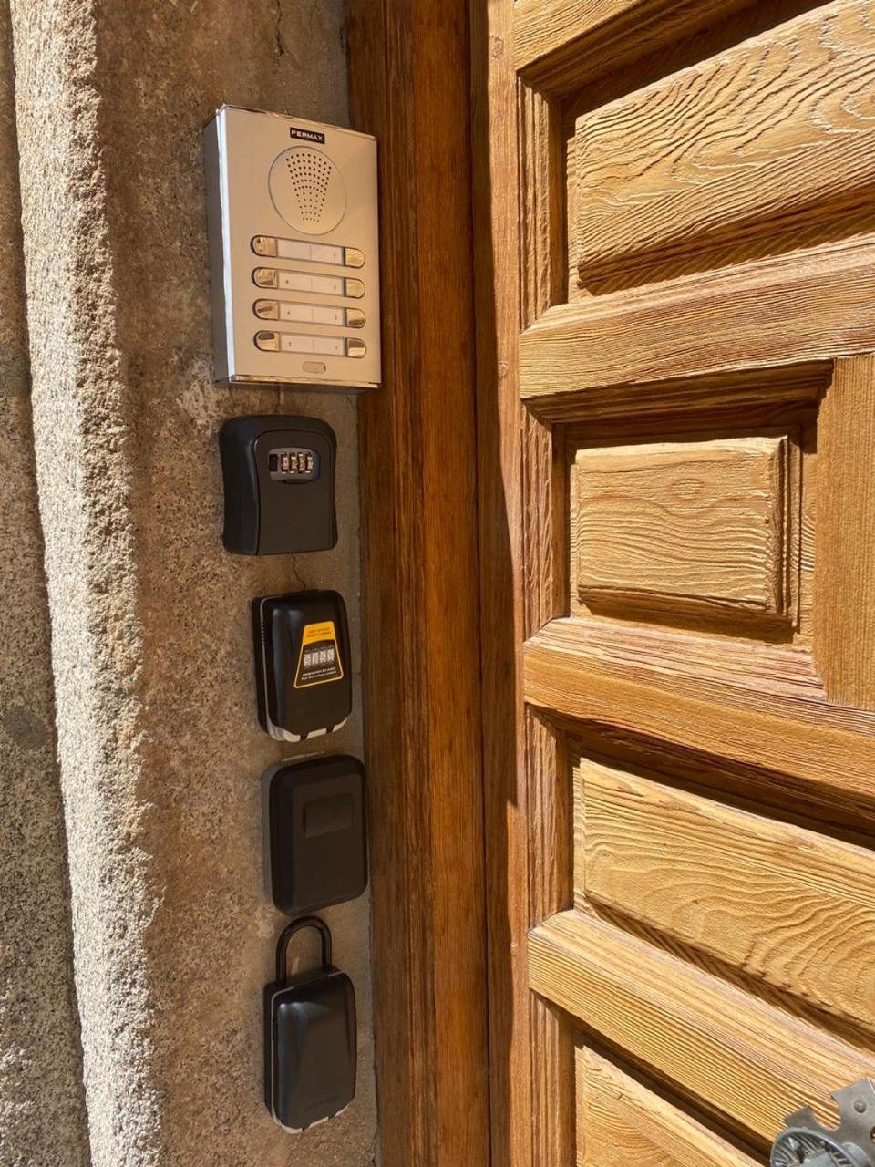 Apartamento En Toledo Bagu Apartment Exterior photo